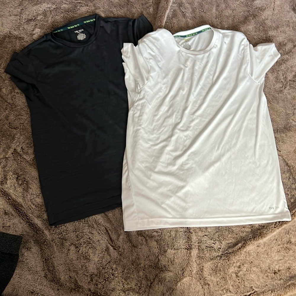 EUC dry tek gear shirts